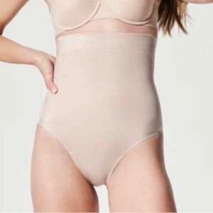 SPANXshape Suit Your Fancy High-Waisted Thong Champagne Beige Medium NWT